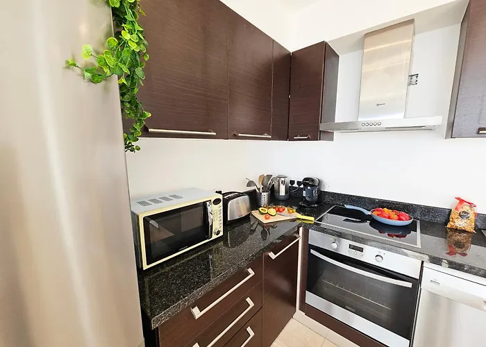 Feriehus Dios Ponte Finikoudes Beachfront *